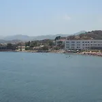 Tylos Beach فندق كاتو بيرغوس