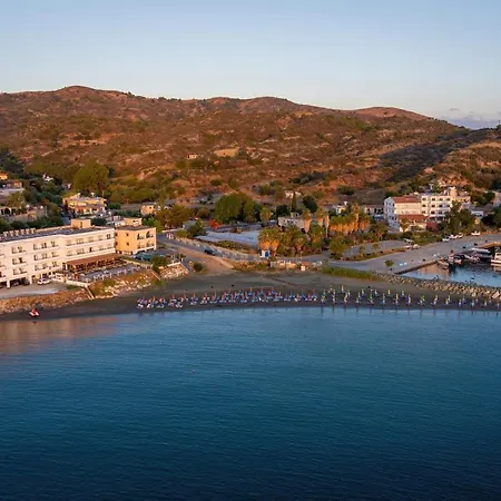 Tylos Hotel 2*