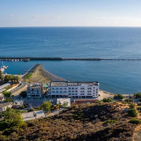 فندق Tylos Beach كاتو بيرغوس